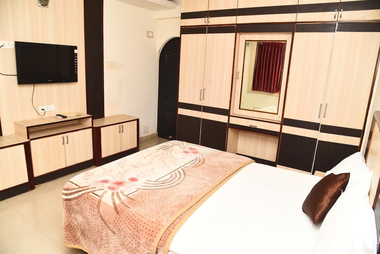 Hotel Mars Chennai Esterno foto