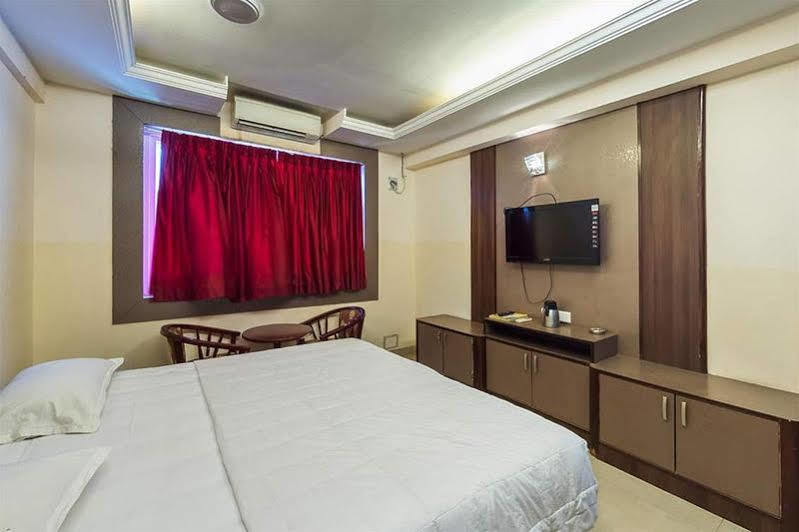 Hotel Mars Chennai Esterno foto
